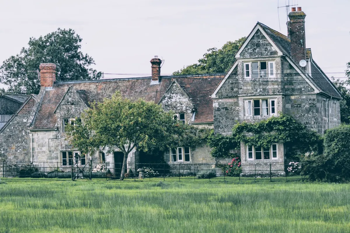 Comparing Fenland Property Types: Stone Cottages, Bungalows, and New Builds